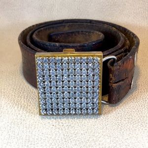Vintage Belt Buckle Compact